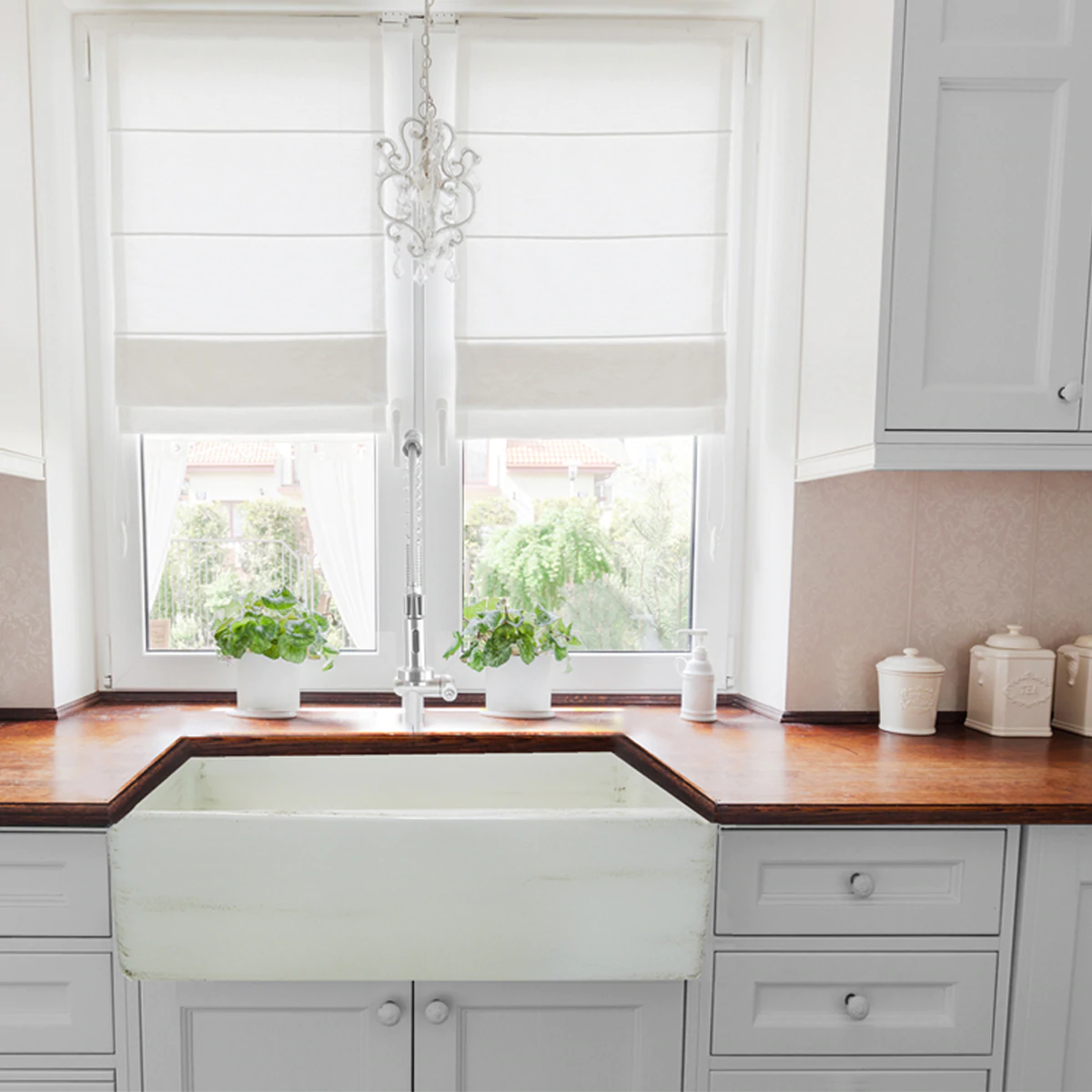 How to install a farmhouse sink