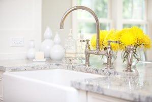 farmhouse sink